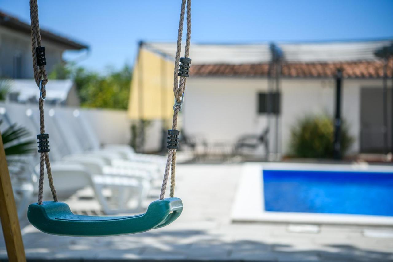 Apartmán Summer House Nina Pavicini Exteriér fotografie